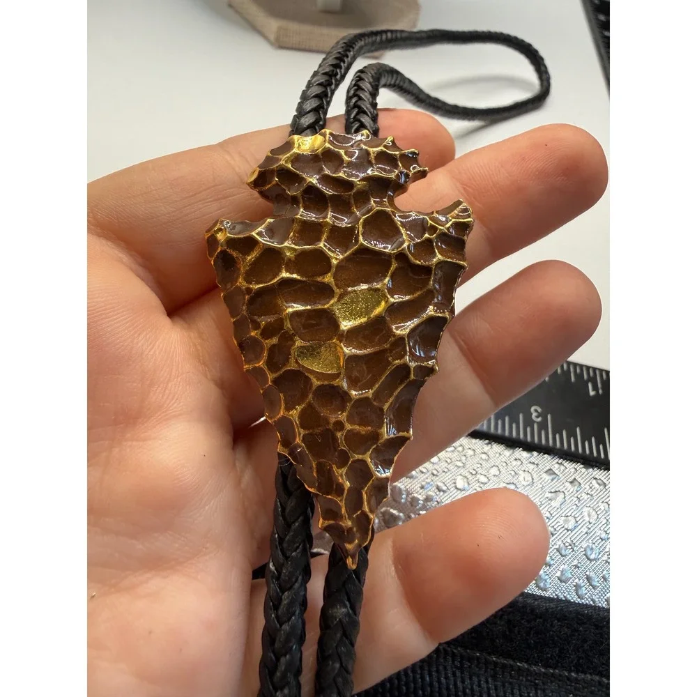 Vintage Arrowhead Bolo Tie‎ Bronze  Honeycomb Textured Western Black Cord